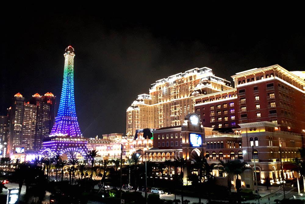 澳門六網(wǎng)站資料大三巴,實時更新解釋介紹_IWA23.244智慧共享版