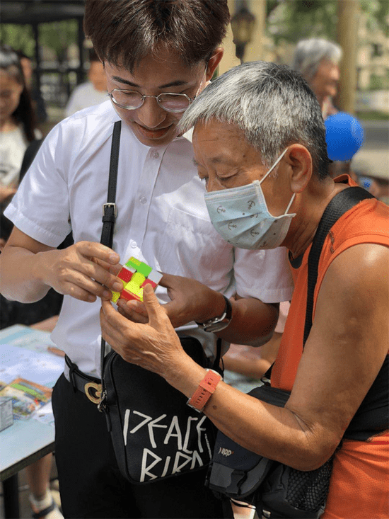 魔方社區(qū)最新動態(tài)與全方位指南，玩轉(zhuǎn)魔方，技能提升——針對初學(xué)者與進(jìn)階用戶的建議