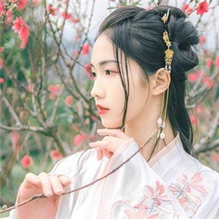 最新古裝女生頭像集錦，小巷深處的寶藏小店