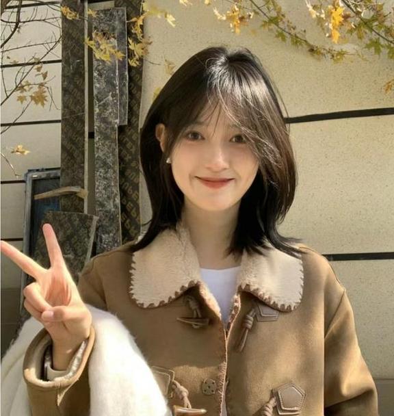 科技與時尚融合，2024年最新流行發(fā)型展望