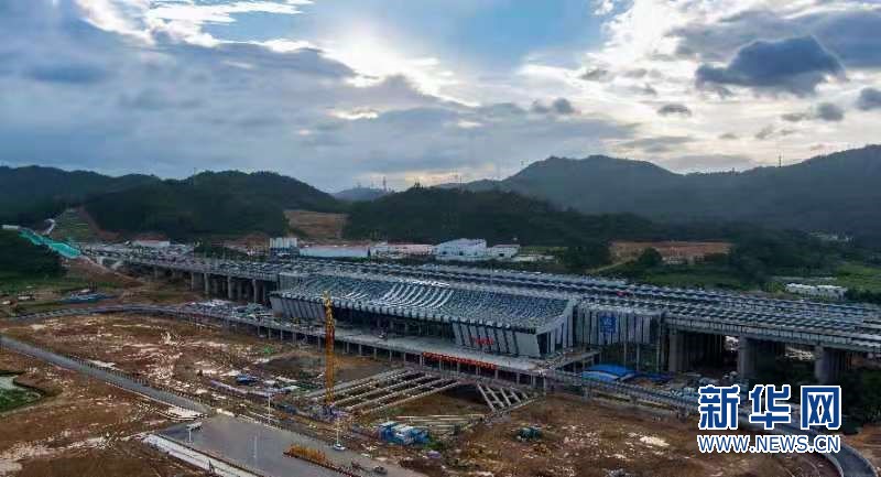 贛深高鐵施工進(jìn)展、挑戰(zhàn)全方位解讀，最新消息速遞