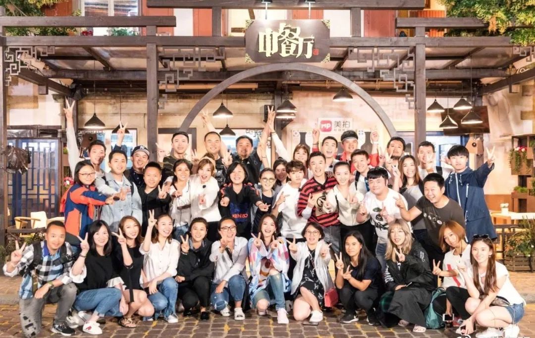 中餐廳最新一期高科技音樂(lè)盛宴，智能生活新紀(jì)元啟動(dòng)