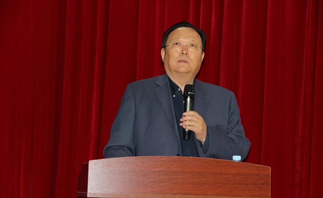 岳忠田的城市田園生活與溫馨友情的最新日常