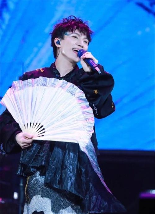 火花最新歌曲，自然美景之旅，探尋內(nèi)心的平和寧靜