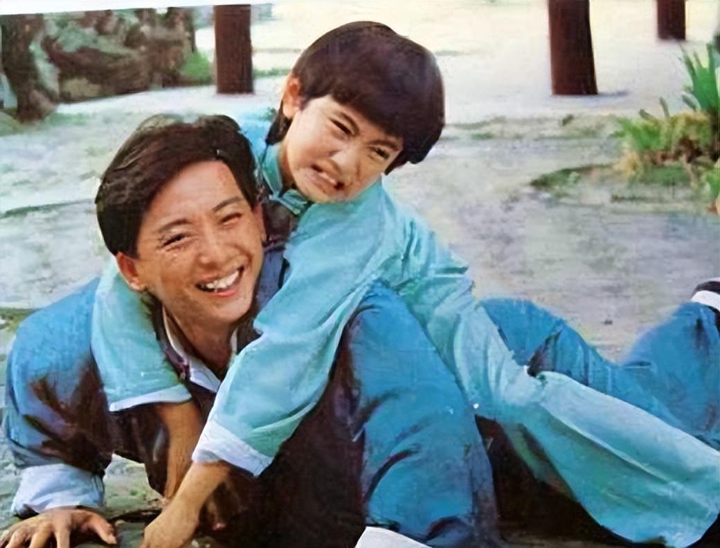 草婚社區(qū)最新,草婚社區(qū)最新，溫馨日常的趣事與情感紐帶