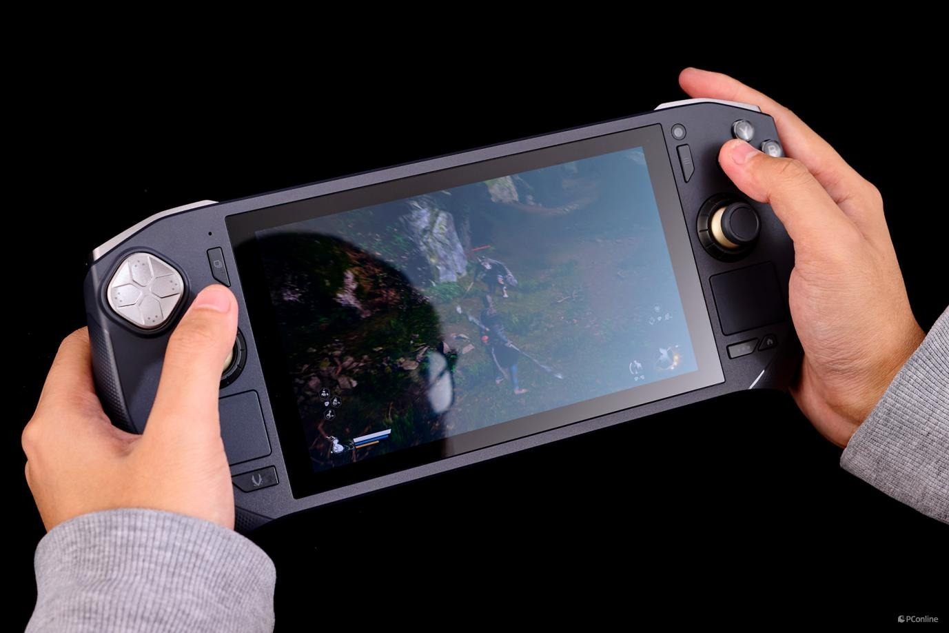 最新掌游機(jī)，小巷中的游戲樂(lè)園