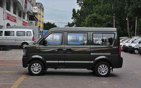 最新五菱越野，突破傳統(tǒng)還是市場挑戰(zhàn)的挑戰(zhàn)者？