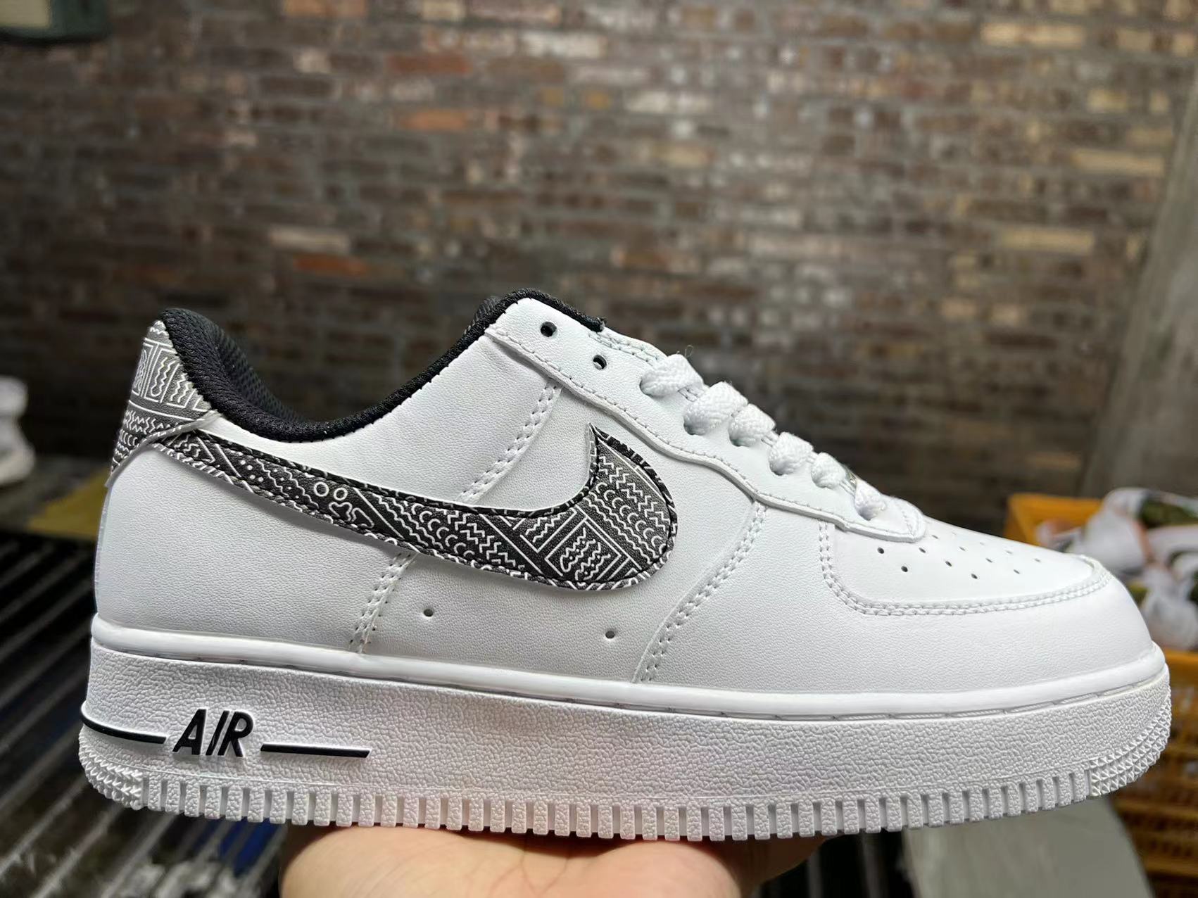 AF最新款時(shí)尚巔峰首發(fā)，引領(lǐng)潮流的巔峰之作！