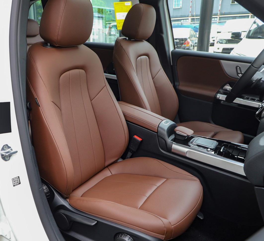 奔馳200最新報價，豪華與性能的完美融合