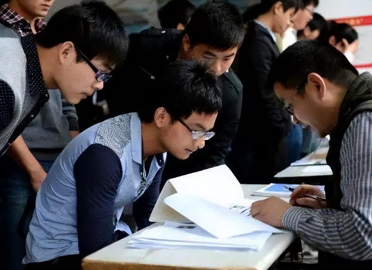 鐵路薪資改革邁入新時代，科技重塑未來，最新動態(tài)揭示變革趨勢