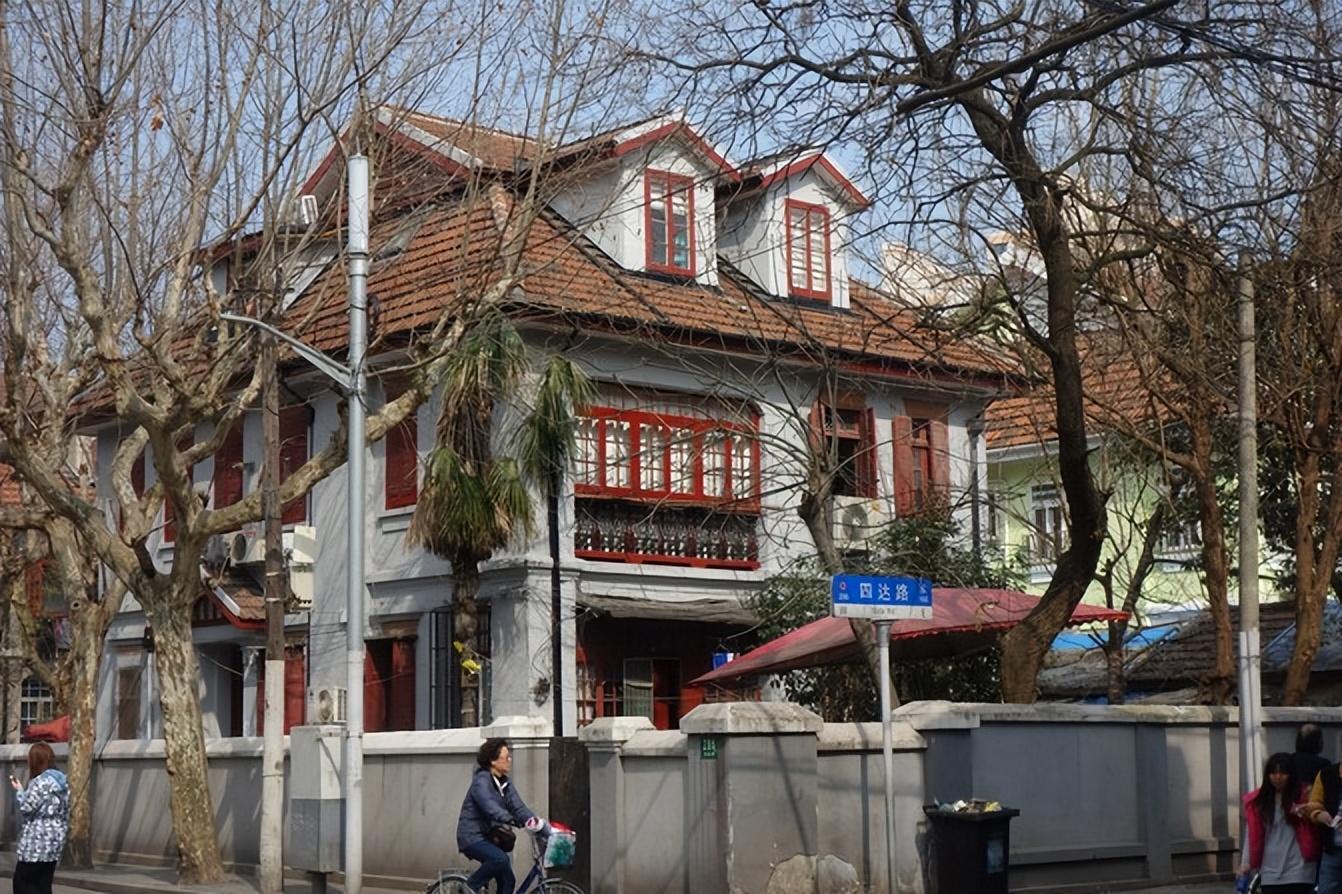 上海最新潮流心臟地帶，探索未來(lái)趨勢(shì)的必游之地