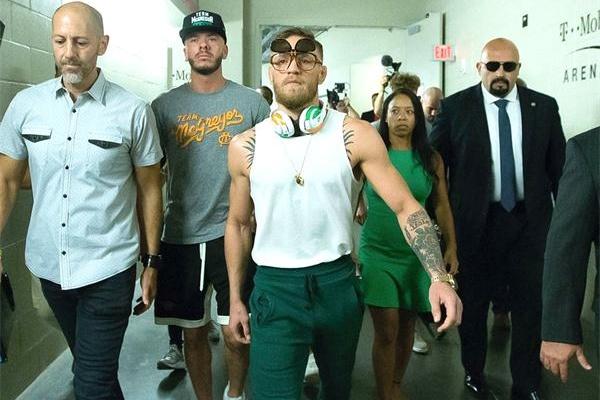 麥格雷戈最新賽事集錦，體育盛宴的激情瞬間！