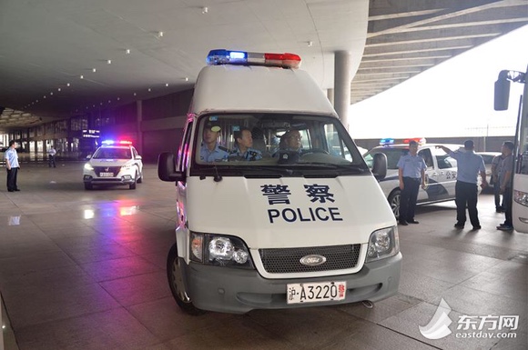 最新小額詐騙動(dòng)態(tài)揭秘，小巷深處的神秘特色小店警惕詐騙風(fēng)險(xiǎn)