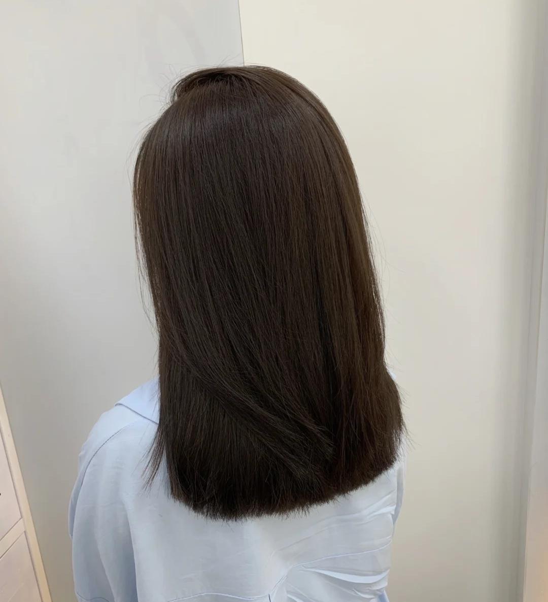 明星同款發(fā)色,重磅推出明星同款發(fā)色——科技與時尚的完美融合，重塑你的色彩人生！