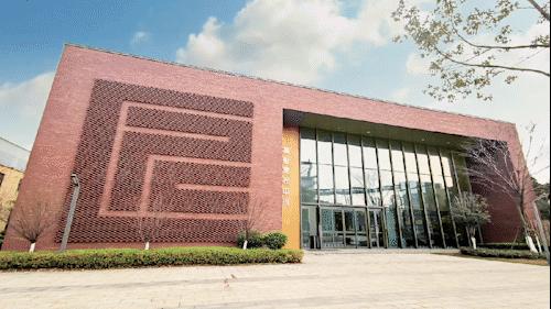 鄂鋼最新動態(tài)，鋼鐵巨人的日常溫情與關懷