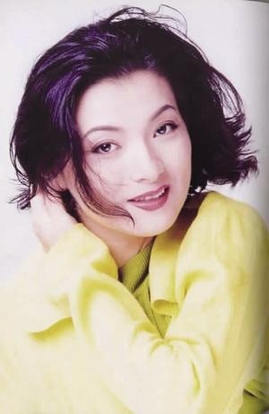 80后女演員的心靈之旅，探尋自然美景中的內心寧靜