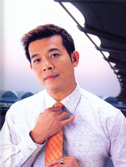 花榮演員探尋小巷隱秘寶藏，特色小店的奇妙故事探索