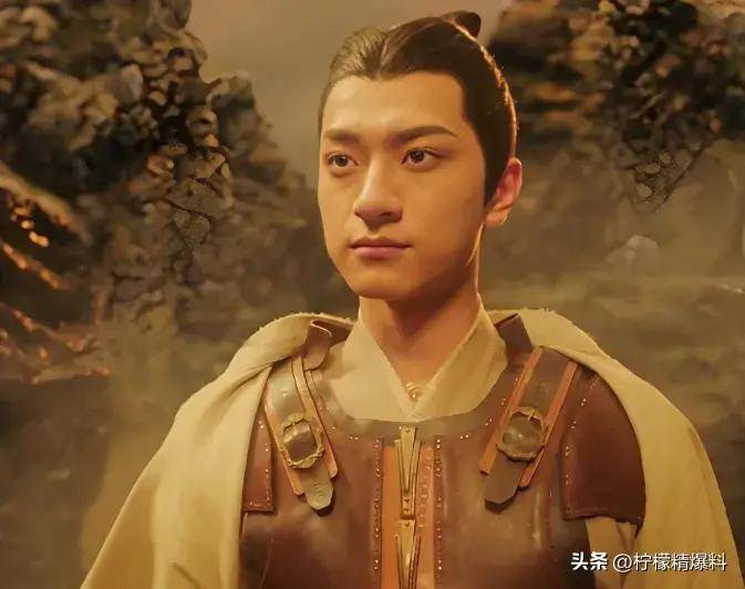 最新搞笑丑男大盤點(diǎn)，日常笑料背后的真摯友情故事