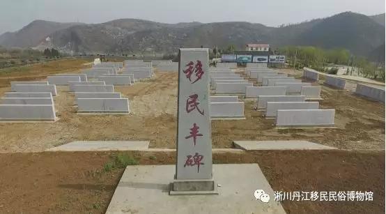 鎮(zhèn)平電視臺(tái)主持人，優(yōu)雅才華并存的光彩之星?