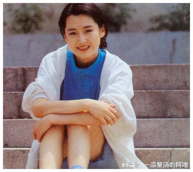 重磅推出，演員楊青科技新品，引領未來生活新潮流！