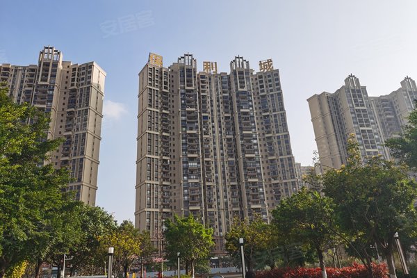 南沙保利城房?jī)r(jià)動(dòng)態(tài)，時(shí)代印記下的走勢(shì)與最新報(bào)價(jià)