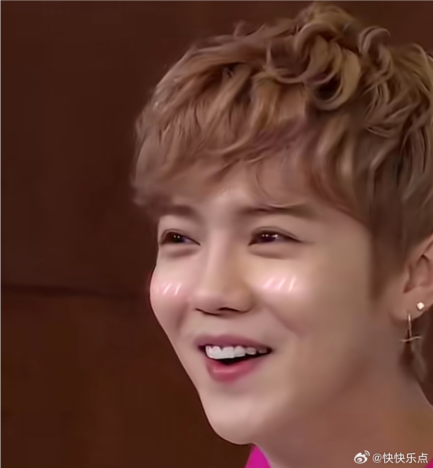 鹿晗最新消息動(dòng)態(tài)，城市音符與友情旋律的碰撞