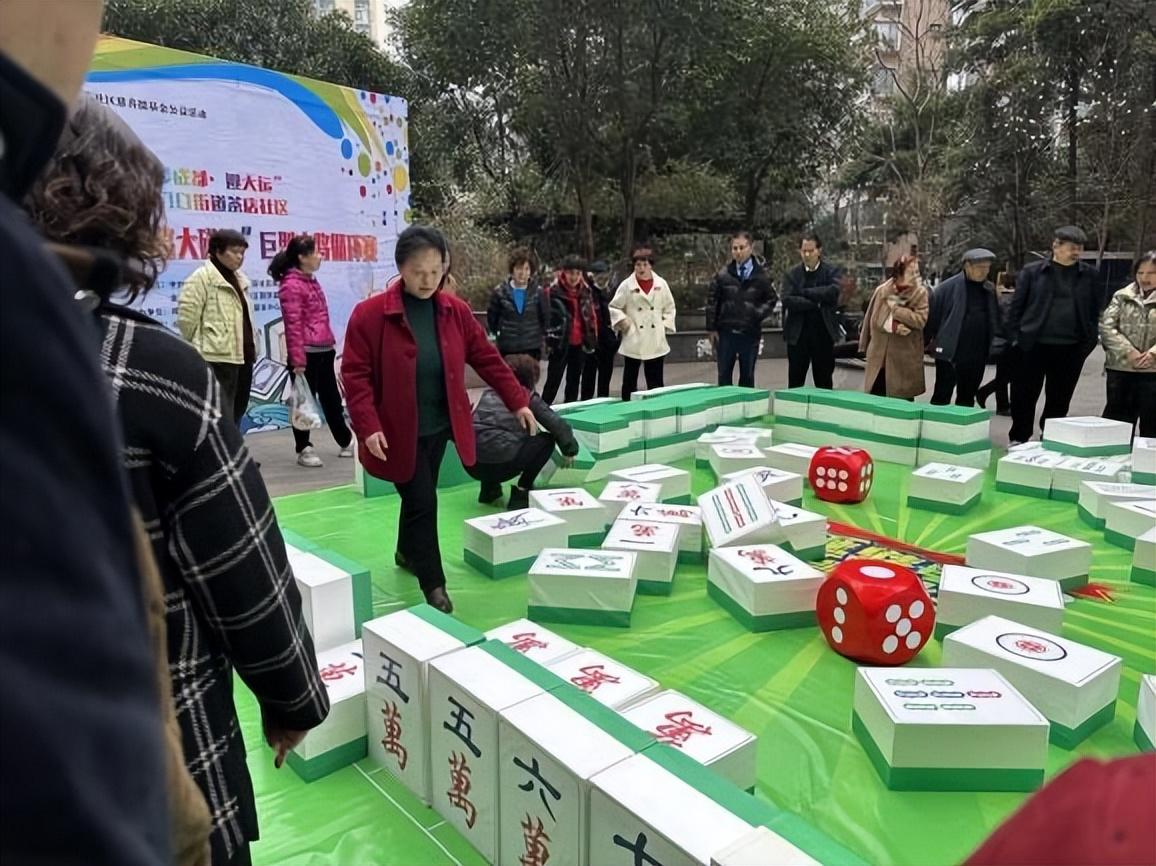 運(yùn)動(dòng)場(chǎng)館燈具 第143頁