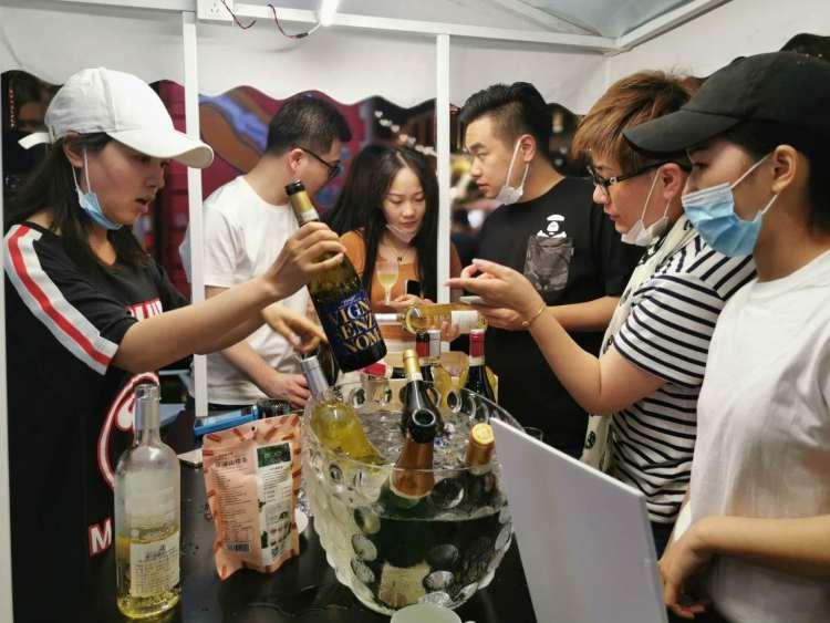 捕魚達人2最新版，小巷神秘寶藏探索與特色小店奇妙之旅