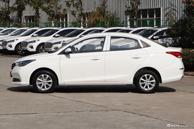 時(shí)代變遷中的矚目焦點(diǎn)，最新悅翔報(bào)價(jià)匯總