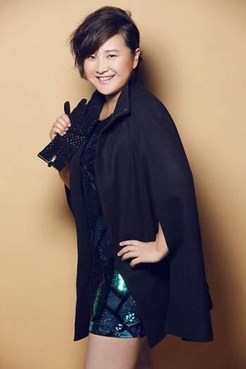 賈玲小品最新，喜劇界的璀璨明珠，引人捧腹爆笑！