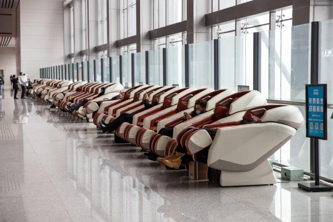 最新按摩椅，享受全新舒適生活體驗???♀?