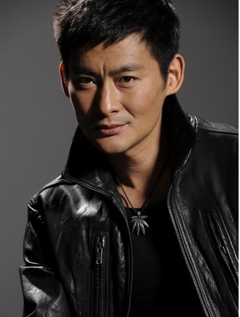 景崗山明星最新動態(tài)，變化、學習與自信的光芒閃耀風采