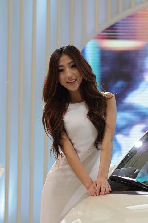 最新關(guān)于9yecao的探討與觀(guān)點(diǎn)闡述