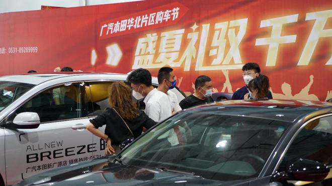 濟(jì)南最新車展，汽車行業(yè)盛宴全景呈現(xiàn)