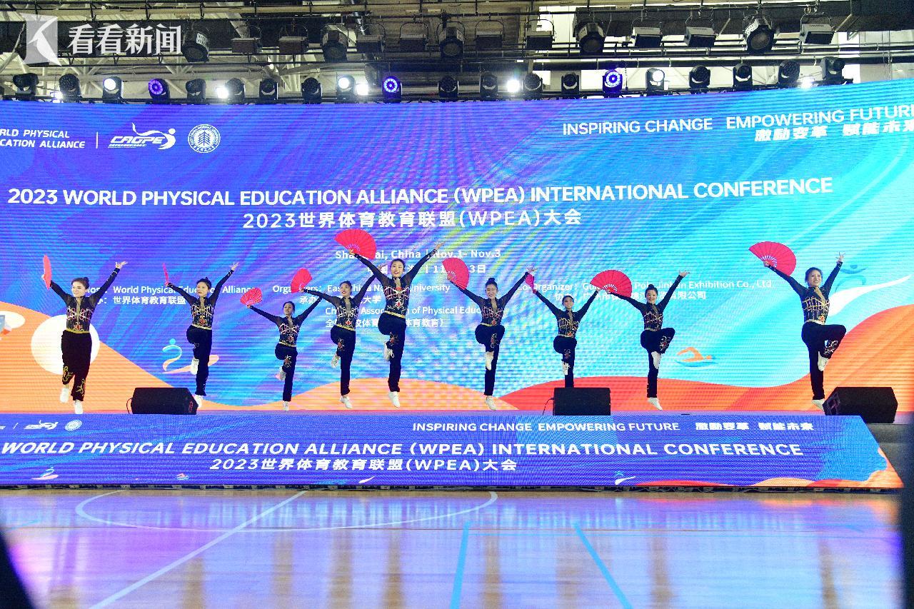 最新國際體育動態(tài)與探索自然美景之旅，內(nèi)心的平和力量探尋