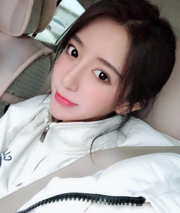 紅人網(wǎng)最新動(dòng)態(tài)，學(xué)習(xí)變化，自信助力夢(mèng)想實(shí)現(xiàn)