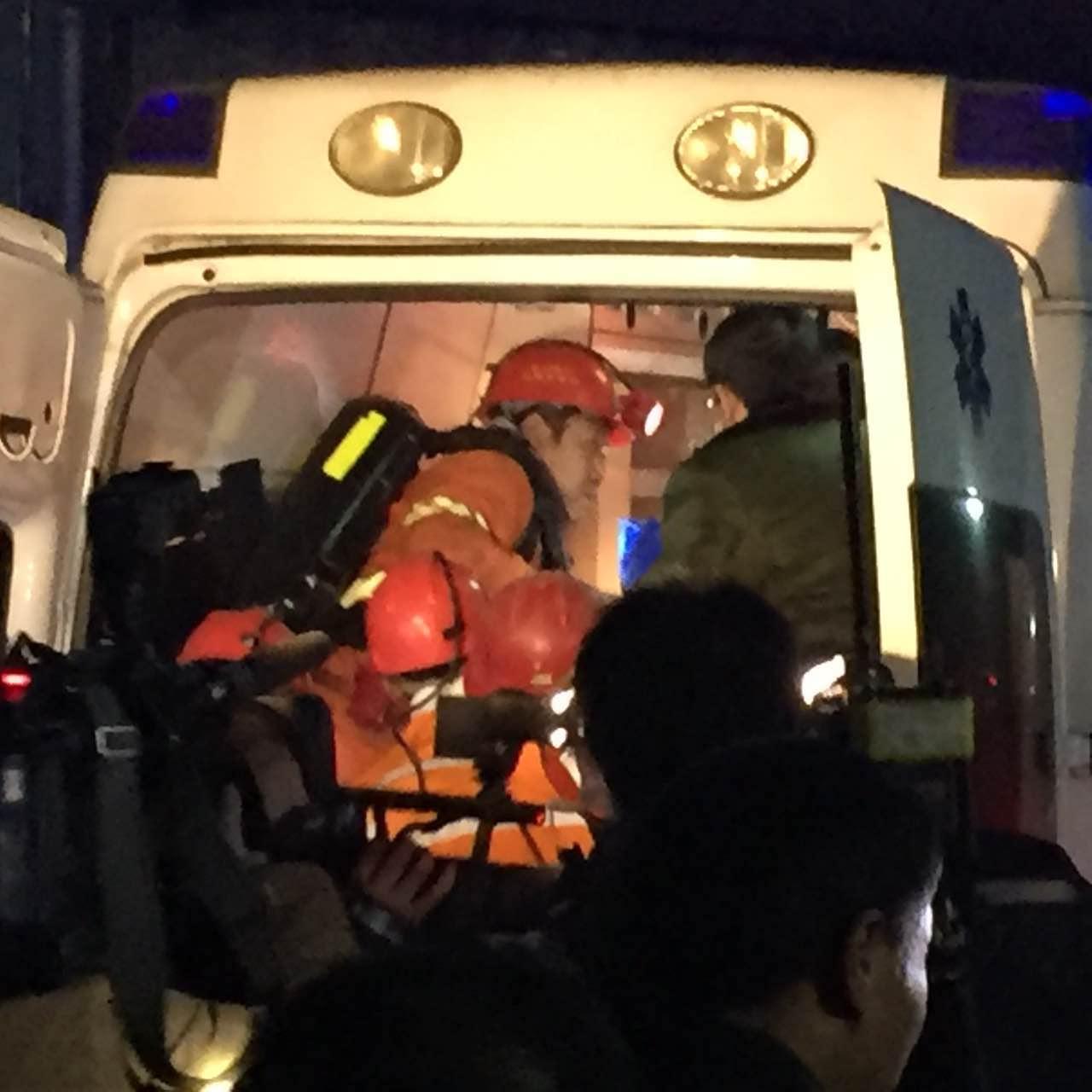 擔(dān)水溝最新動(dòng)態(tài)，變化中的力量與自信成就感的展現(xiàn)