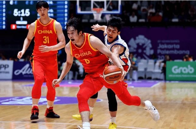 揭秘籃球愛好者隱藏寶藏的特色小店，最新國家隊籃球與小巷中的籃球奇緣