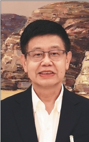 劉明忠新職務引領科技革新，前沿高科技產品新篇章體驗