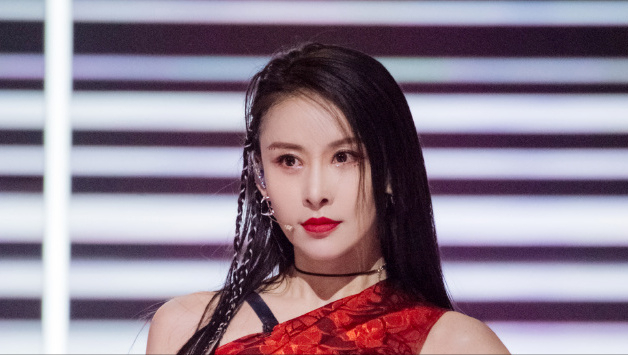 浪姐最新淘汰名單，變化中成長，自信成就輝煌之路