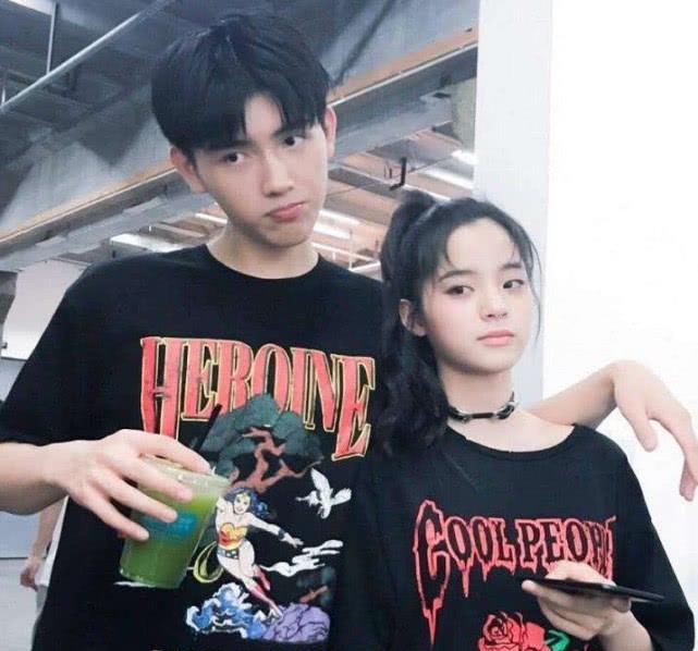 陳飛宇與歐陽(yáng)娜娜，時(shí)代之光下的新星璀璨閃耀之旅