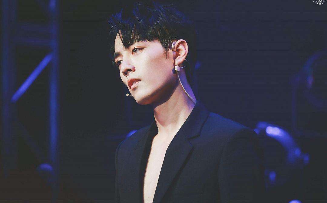 肖戰(zhàn)黑料最新揭秘，科技新星下的智能生活體驗(yàn)